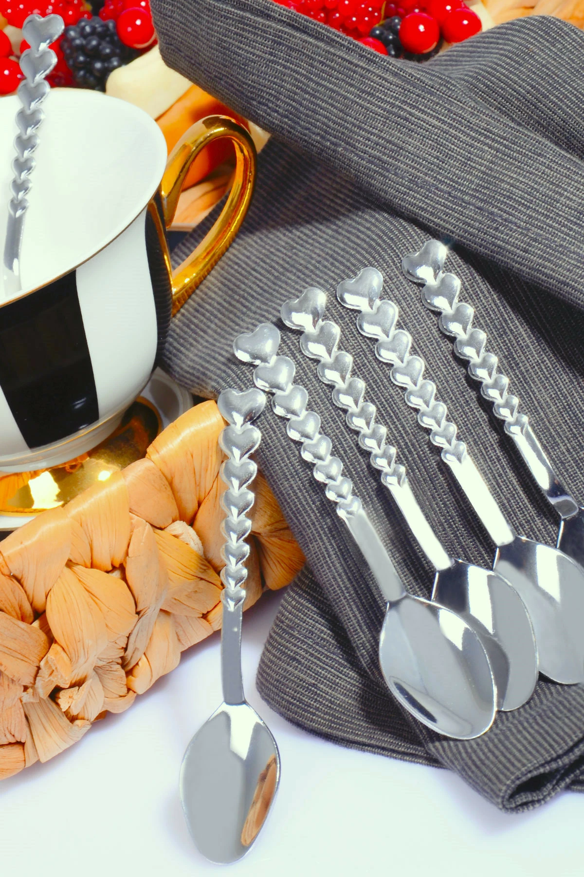 Set lugësh (12 copë), Hermia, Ozd, dizajn me zemra, për çaj