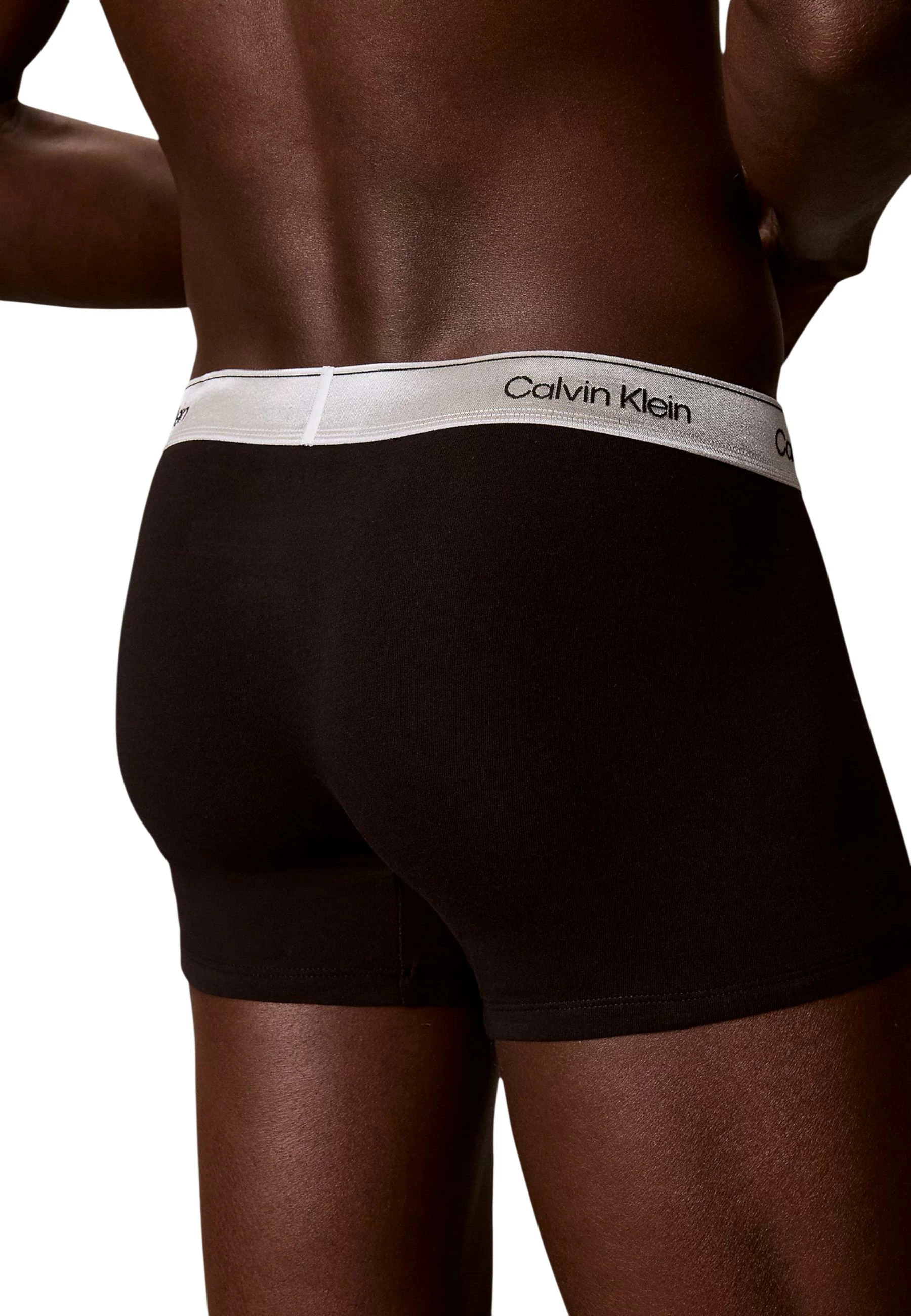 Të brendshme për meshkuj Calvin Klein Underwear LV00NB4575, të zeza - argjendta [Madhësia: L]