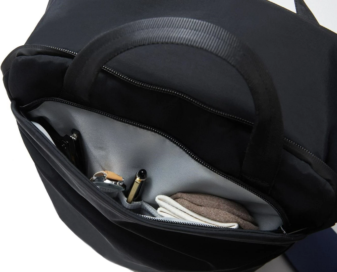 Çantë shpine XD DESIGN Bobby Soft Tote, 15L, e zezë