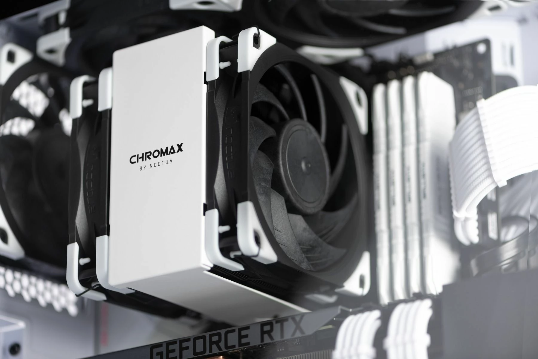 Ventilator PC Noctua NF-A12x25 PWM chromax.black.swap 120mm 4-pin 2000rpm, i zi, 1 copë