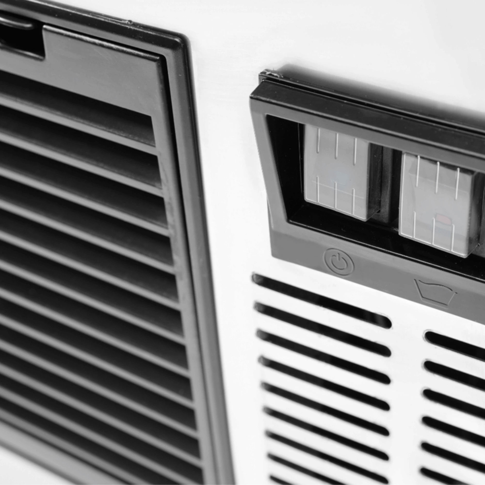 Aparat për kube akulli Barmatic Coolice ICE 250 21 kg/24h rezervuar 4 kg ajër-ftohje inoks