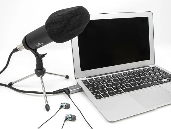 Kartelë zëri USB DeLOCK, USB-A në 2x 3.5mm (kufje + mikrofon), Plug & Play, gri