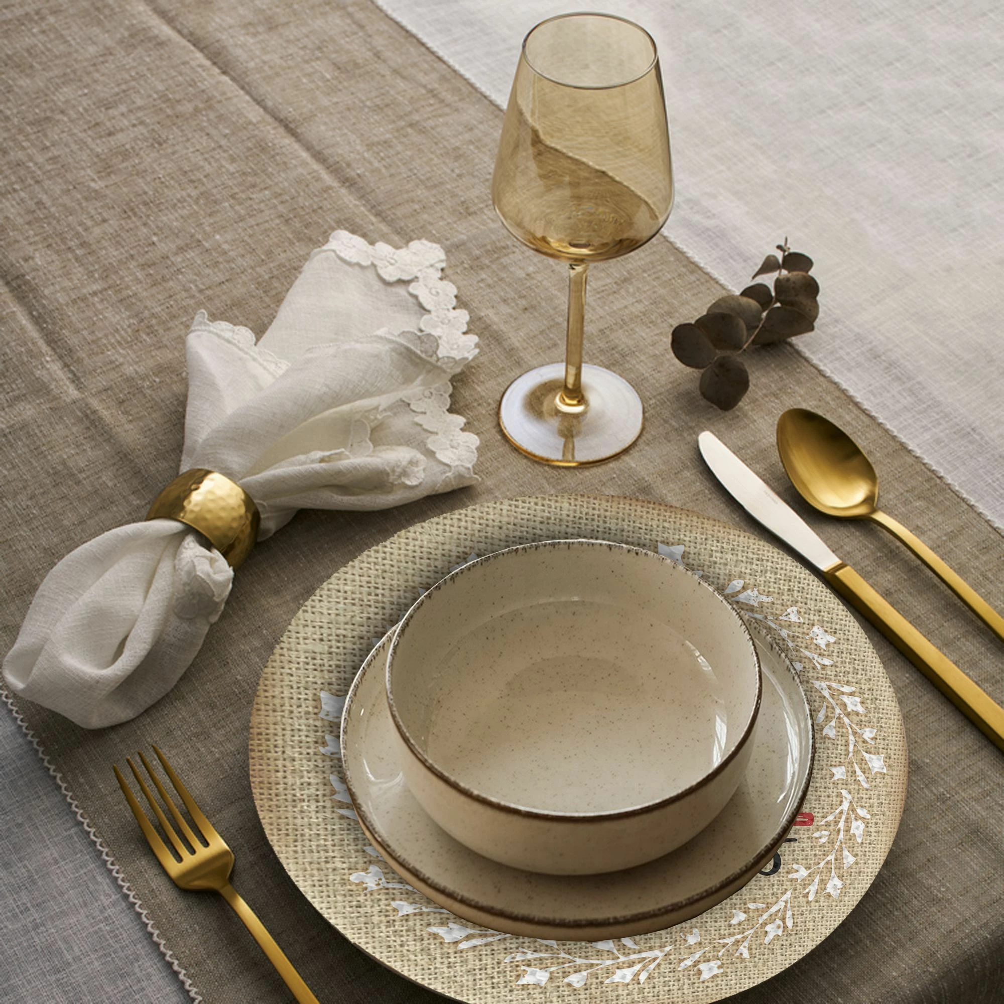 Set nënshtrues tavoline Hermia Concept, shumëngjyrësh, 37cm, 4 copë