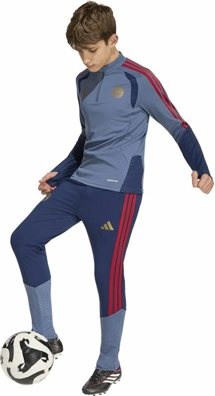Duks trajnimi junior adidas FC Bayern 2026/27 KF1005 [Madhësia: 140 cm]