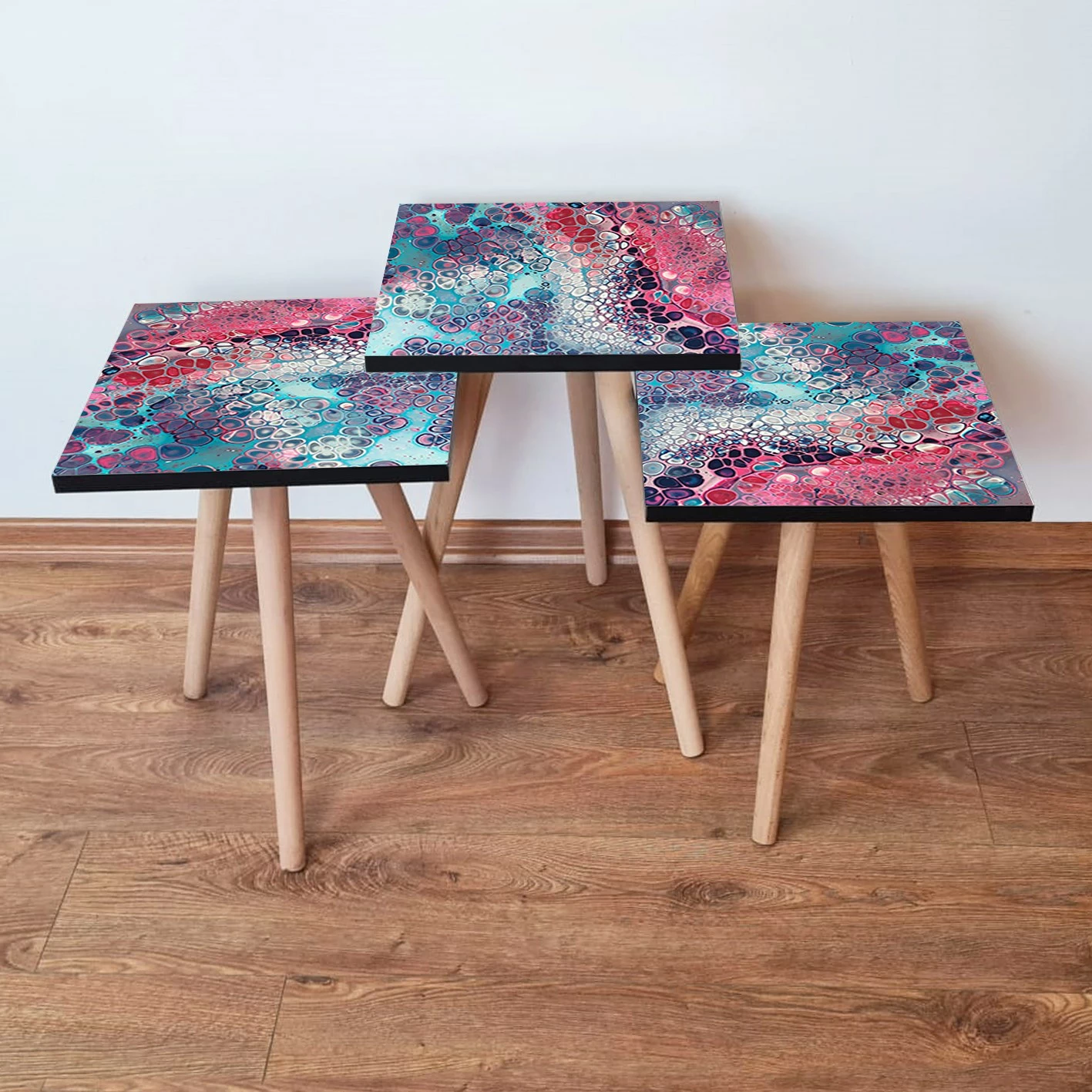 Set tavolinash të vendosshme, shumëngjyrëshe, Skye Decor, 3Shp349, 3 copë