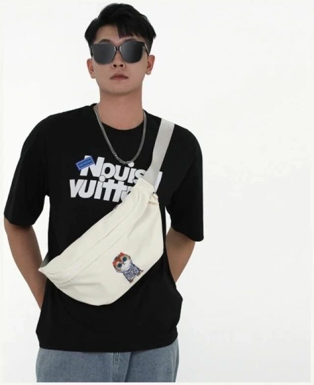 Çantë krahu Nimmy Crossbody Glasses Cool Dog, e zezë