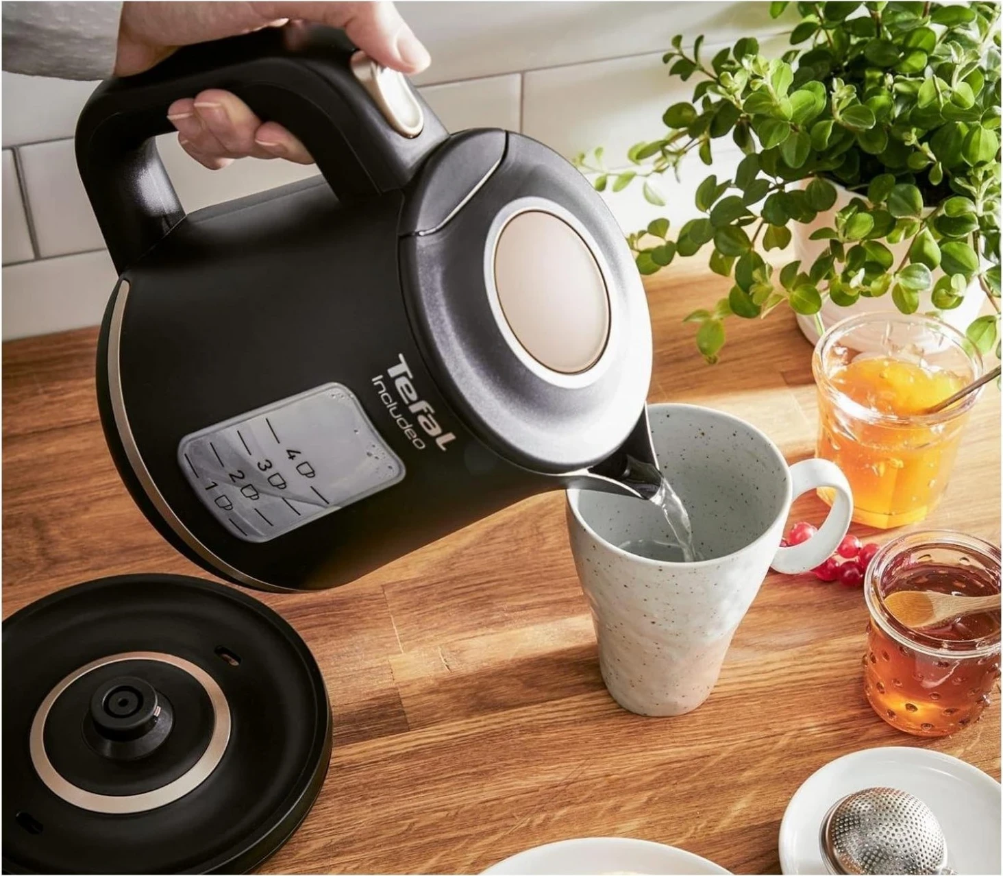 Çajnik elektrik Tefal Includeo KI533811, ngjyrë e zezë