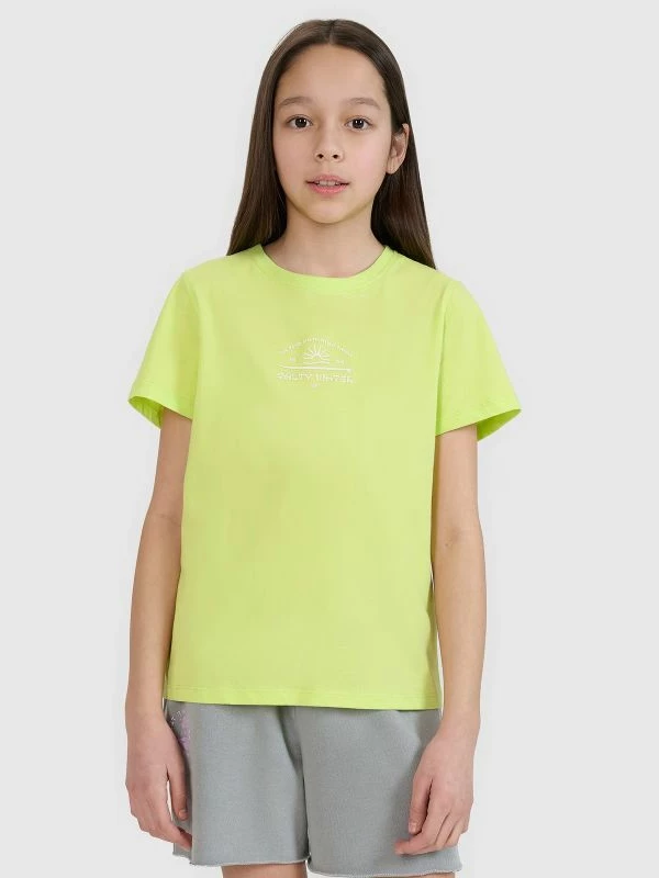 Maicë për fëmijë 4F, vajza