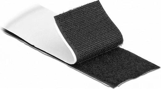 Shirit Velcro vetëngjitës DeLOCK 1 m x 50 mm, i zi