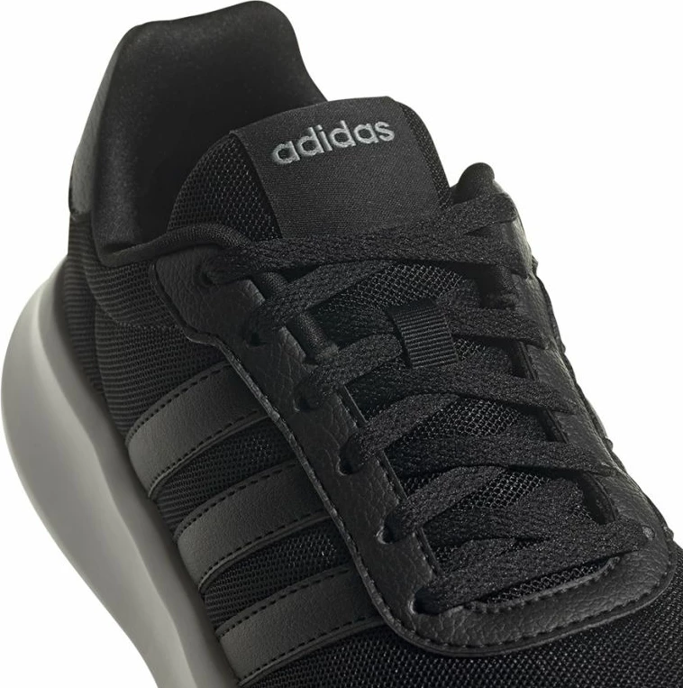 Atlete për vrapim adidas, të zeza
