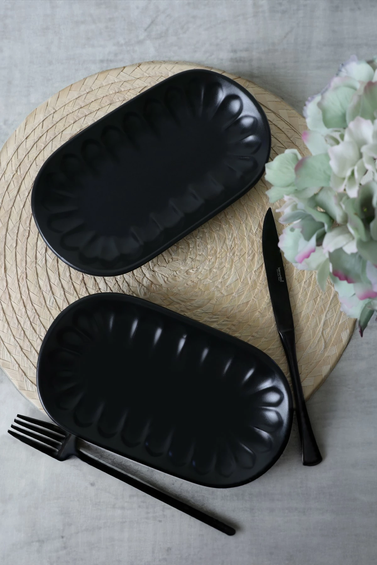Set pjatash servirëse (2 copë), Hermia Concept, X00017597, ngjyrë e zezë mat