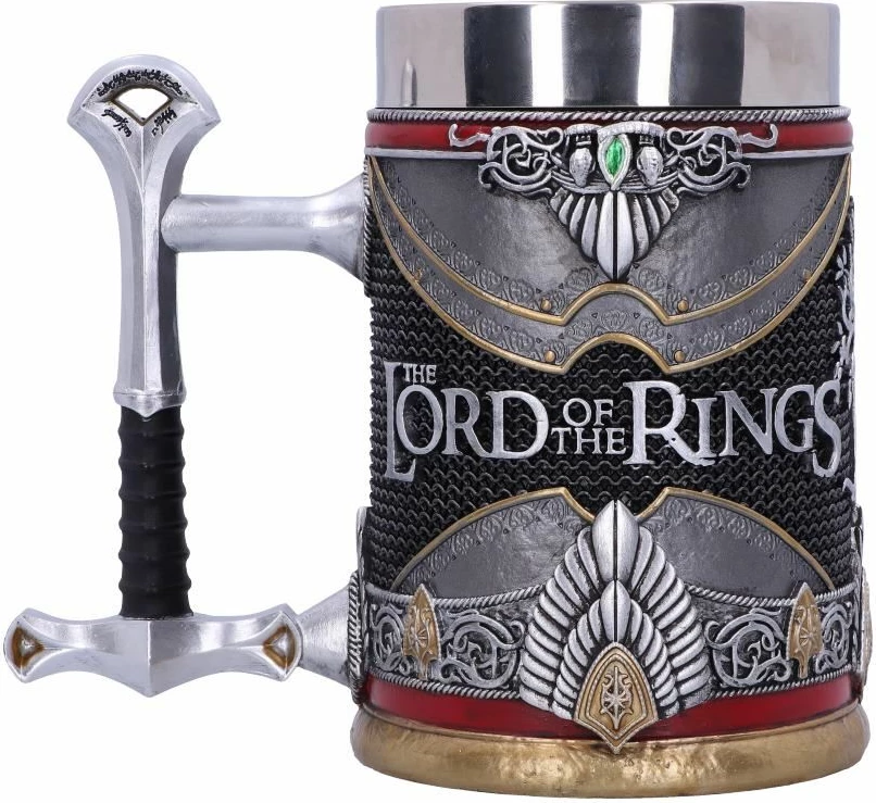 Mug NEMESIS NOW Lord of the Rings Aragorn, me dorezë shpatë Narsil, i punuar me rrëshirë elfi, i pikturuar me dorë