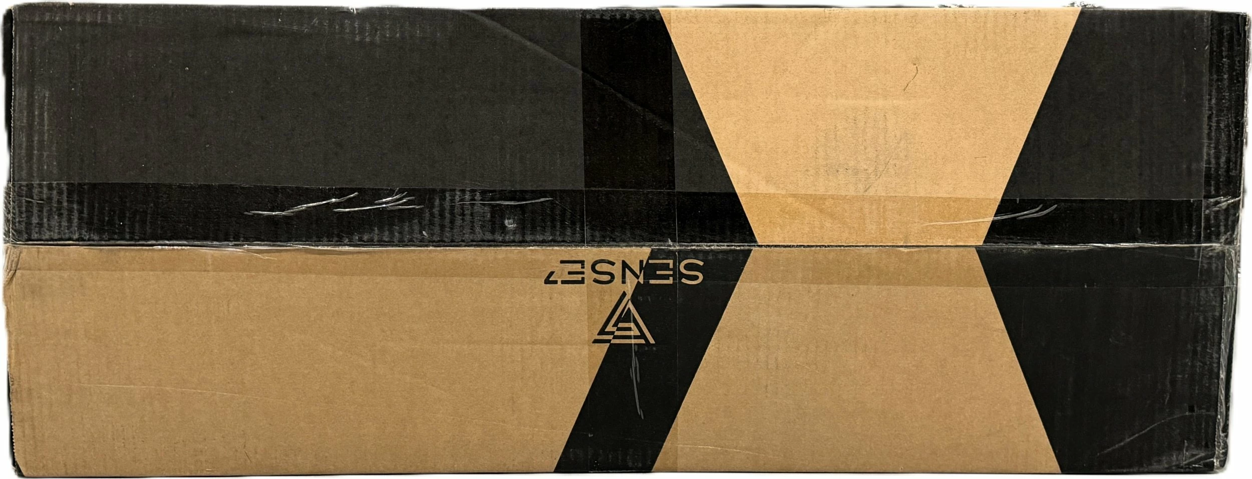 Fotelë gaming SENSE7 Prism, ekolëkurë HDE, lëkundëse FlowTech Swing, ngritje me gas lift, 120 kg, e zezë