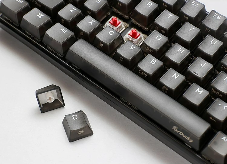 Tastierë mekanike Ducky One 3 Mini, RGB, Cherry MX Red, USB Type-C, e zezë