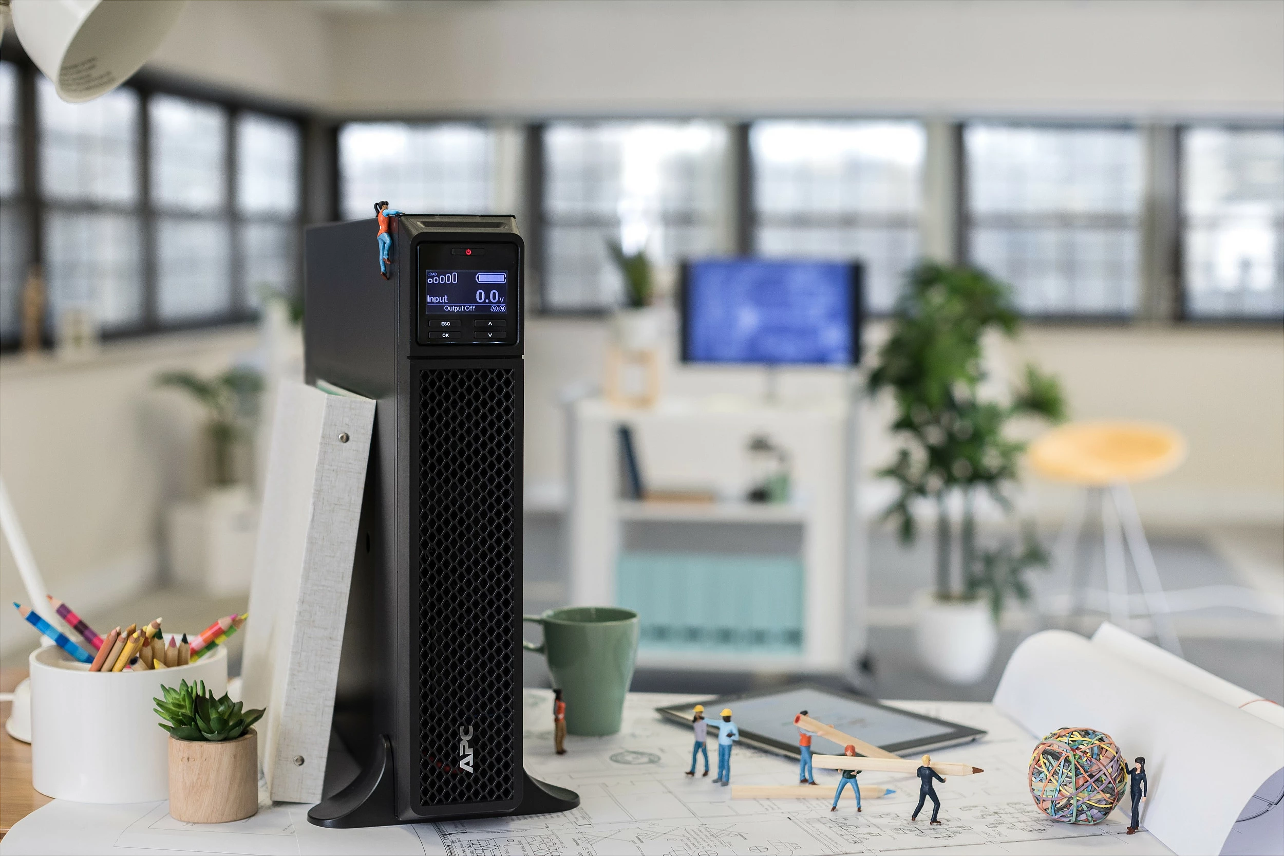 Smart-UPS APC 2200VA, Tower, 230V, 8x C13+2x C19, SmartSlot, Kohëzgjatje e zgjatur