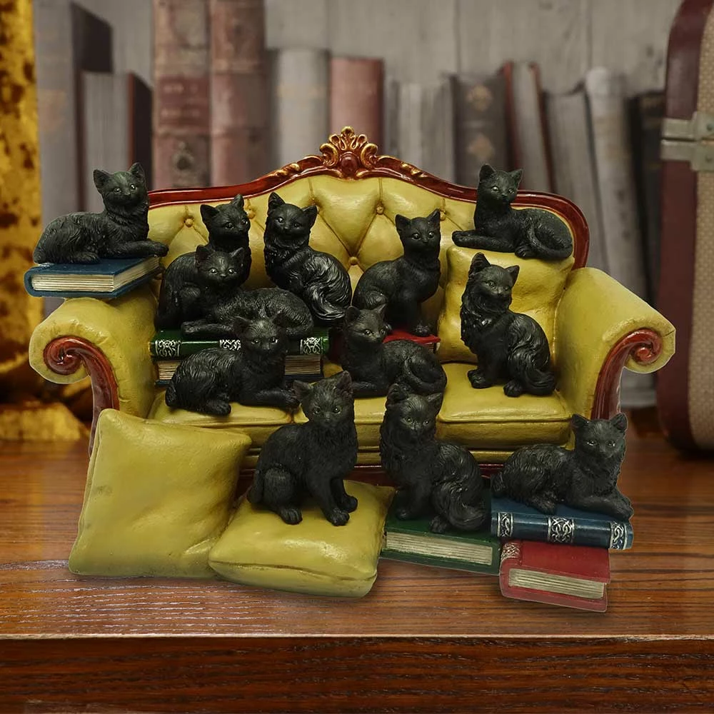 Figurinë dekorative NEMESIS NOW Couch Clowder, resin, e pikturuar me dorë, assorted, 1 copë