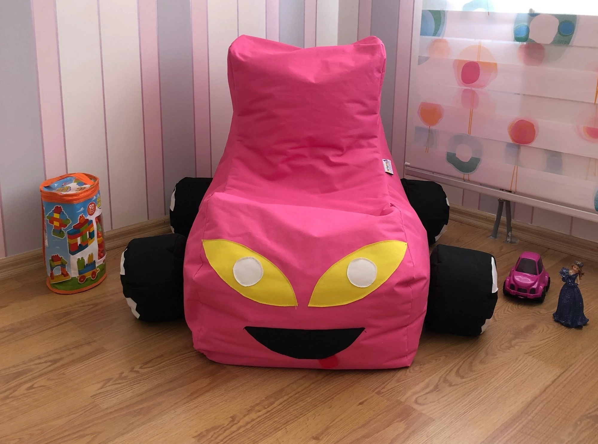 Qese ulëse për fëmijë, formë veture, ngjyrë rozë, Atelier del Sofa