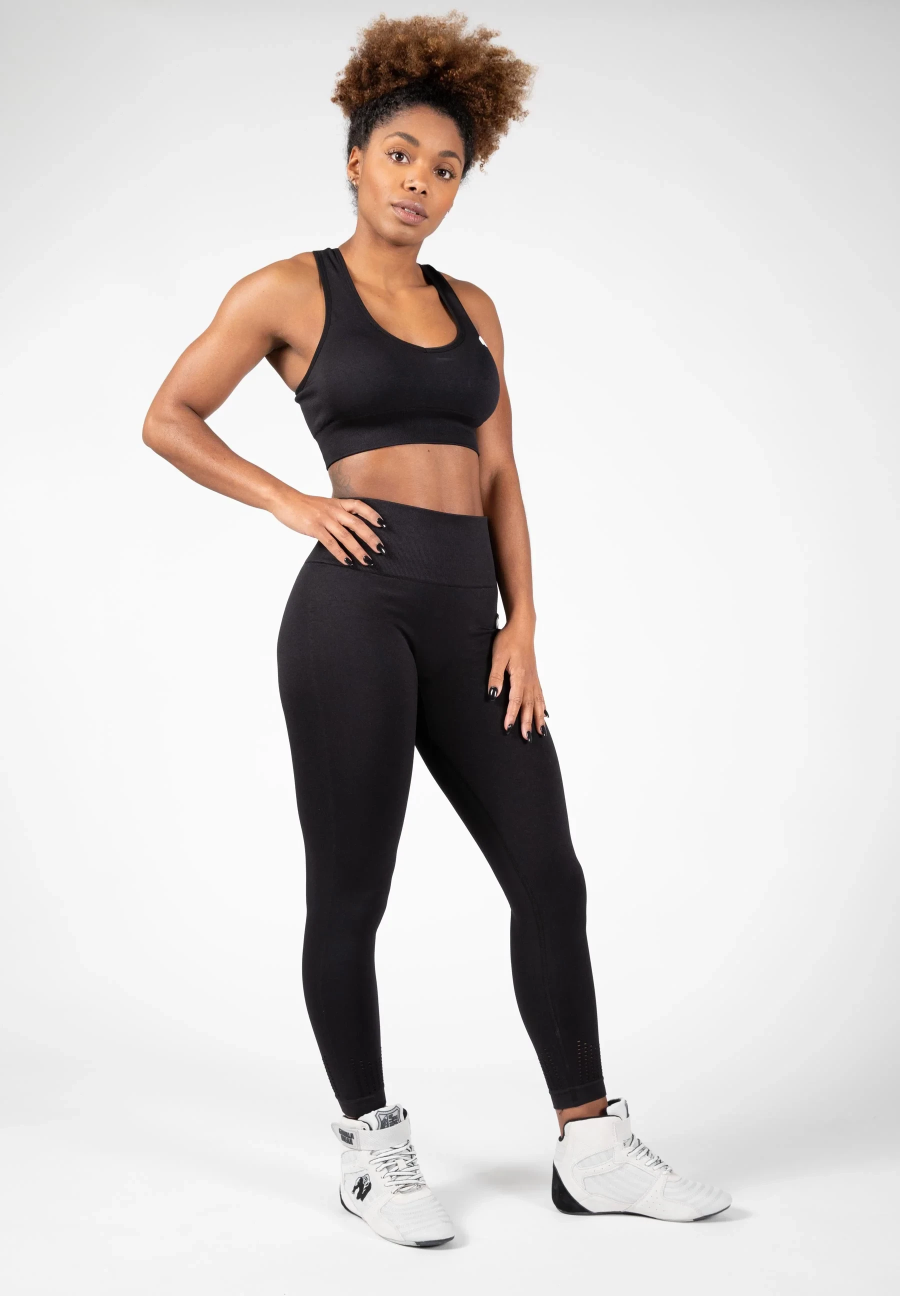 Neiro Seamless Bra - Black [Madhësia: XS/S]