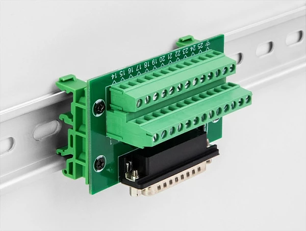 Adapter D-Sub 25-pin mashkull DeLOCK në terminal block për shinë DIN, i gjelbër