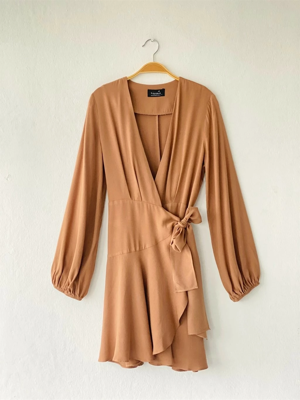 Fustan për femra Retrobird, i kaftë