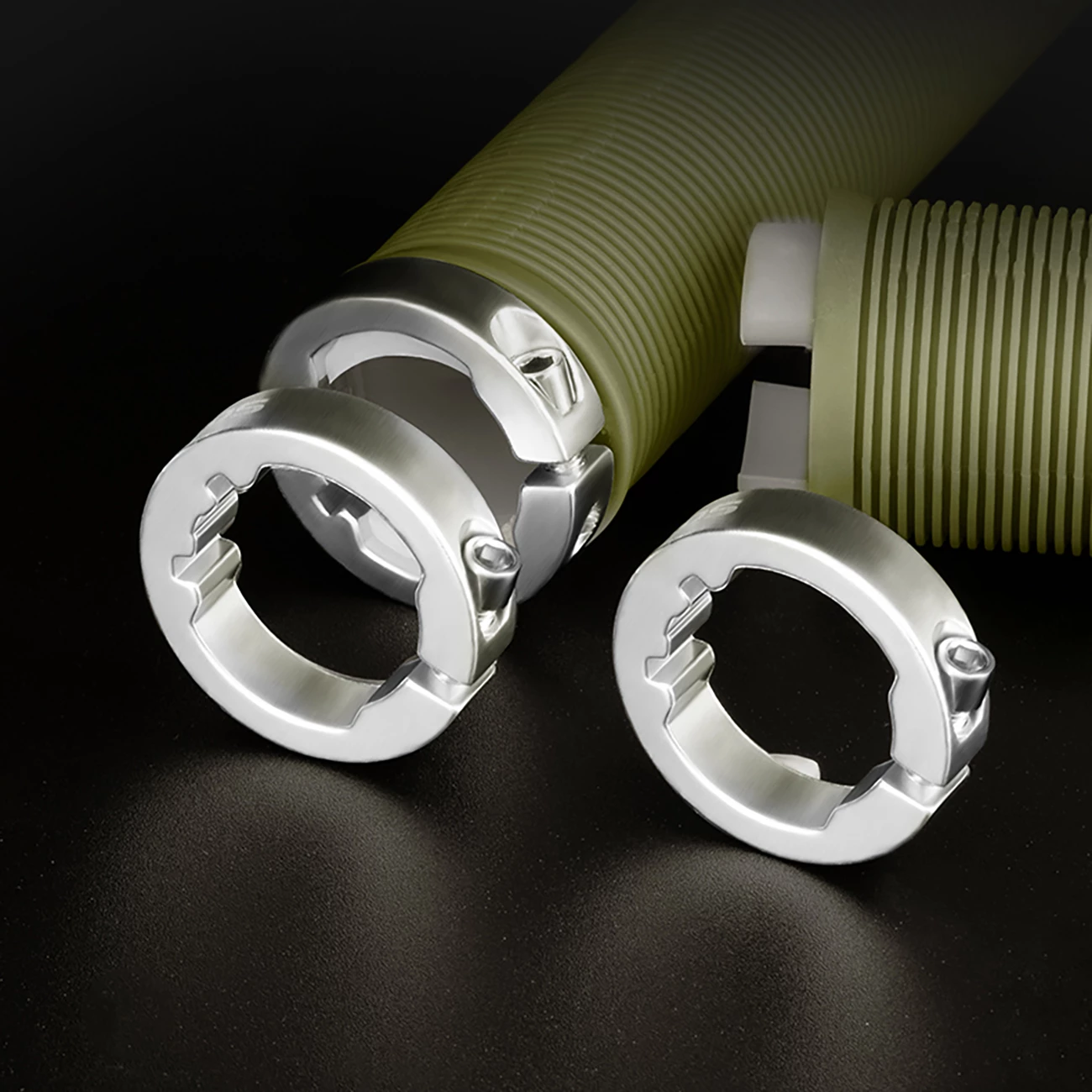 Doreza timoni për biçikletë Rockbros 71230002001, antirrëshqitëse, e zezë