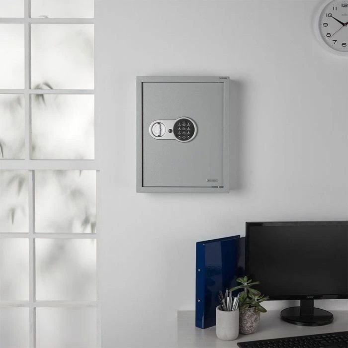 Kasafortë kabinet çelësash digjitale VonHaus 3500139, 71 çelësa, konstruksion çeliku, me etiketa çelësash, 2 çelësa rezervë, gri