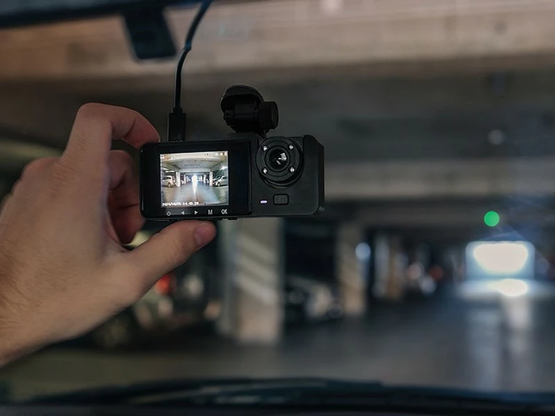 Kamerë makine Tracer HALO 360D me 2 kamera, Full HD 1080p, ekran 3.0'' IPS, kënd 120°, microSD, USB-C, e zezë