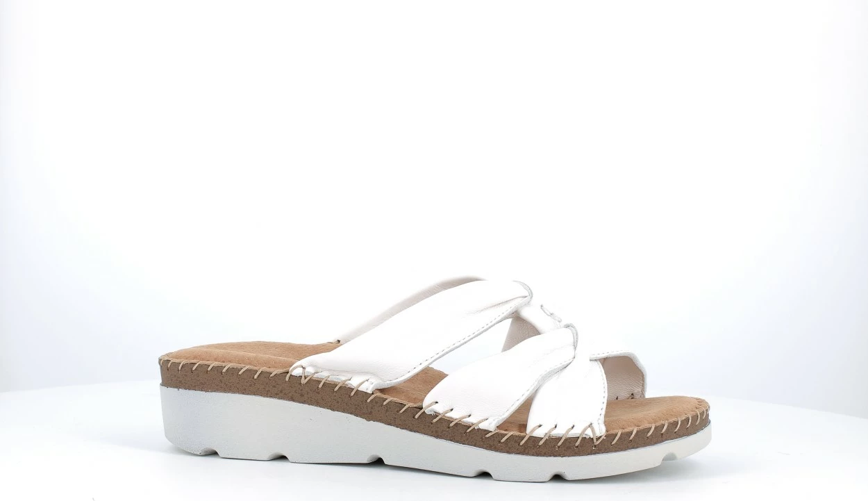 Sandale per femra LINA, të bardha 