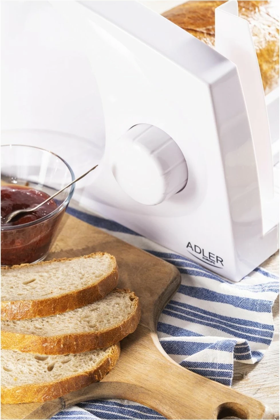 Makina për prerje Adler AD 4703, 150W, e bardhë