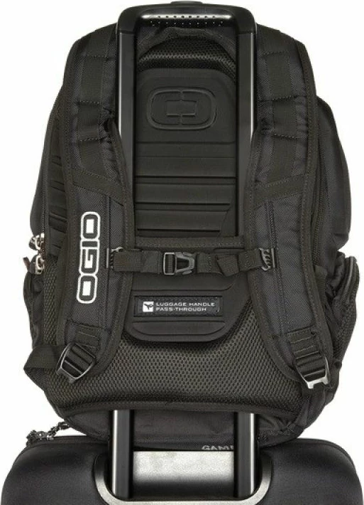 Çantë shpine OGIO, e zezë