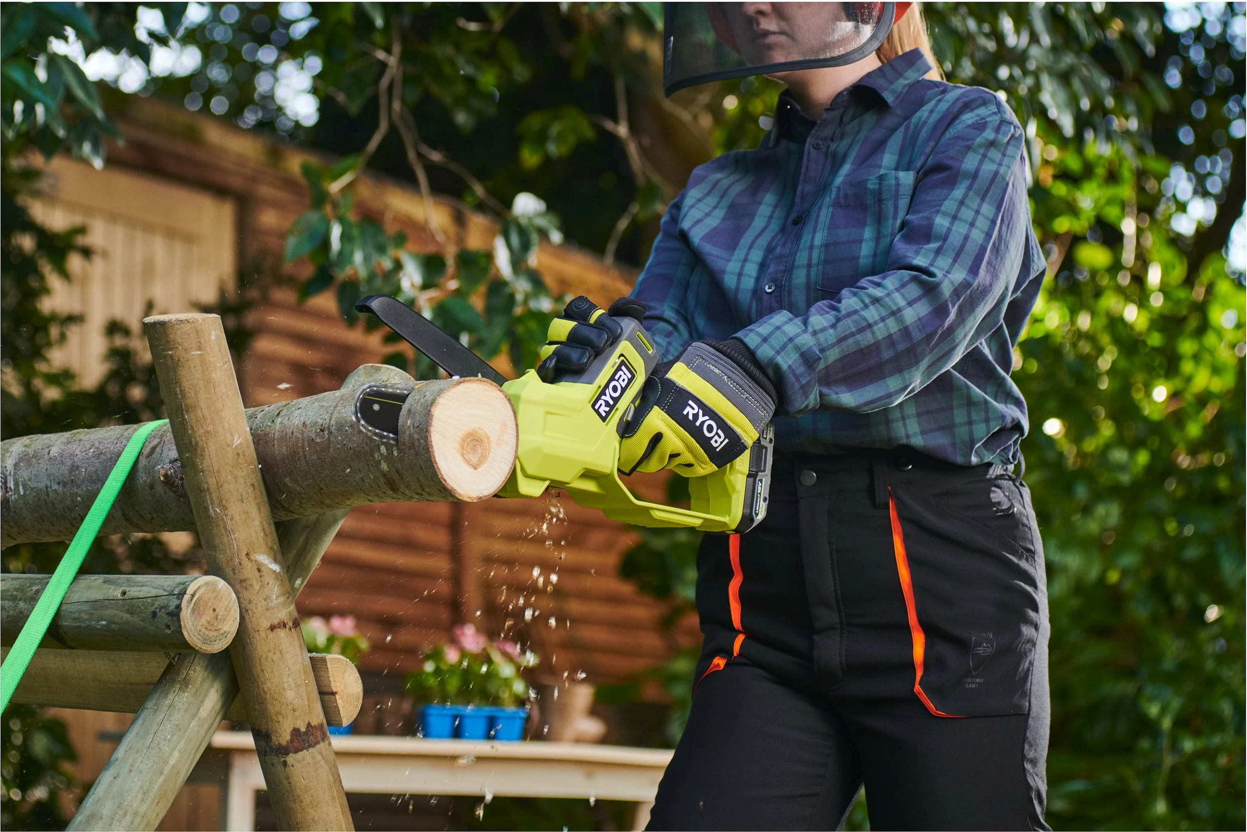 Sharrë krasitëse me bateri Ryobi RY18PS15A-0, 18V ONE+, 15 cm, e zezë/jeshile