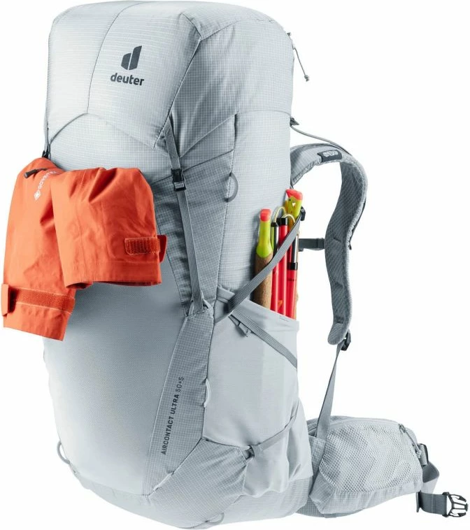 Çantë shpine Deuter, për meshkuj dhe femra