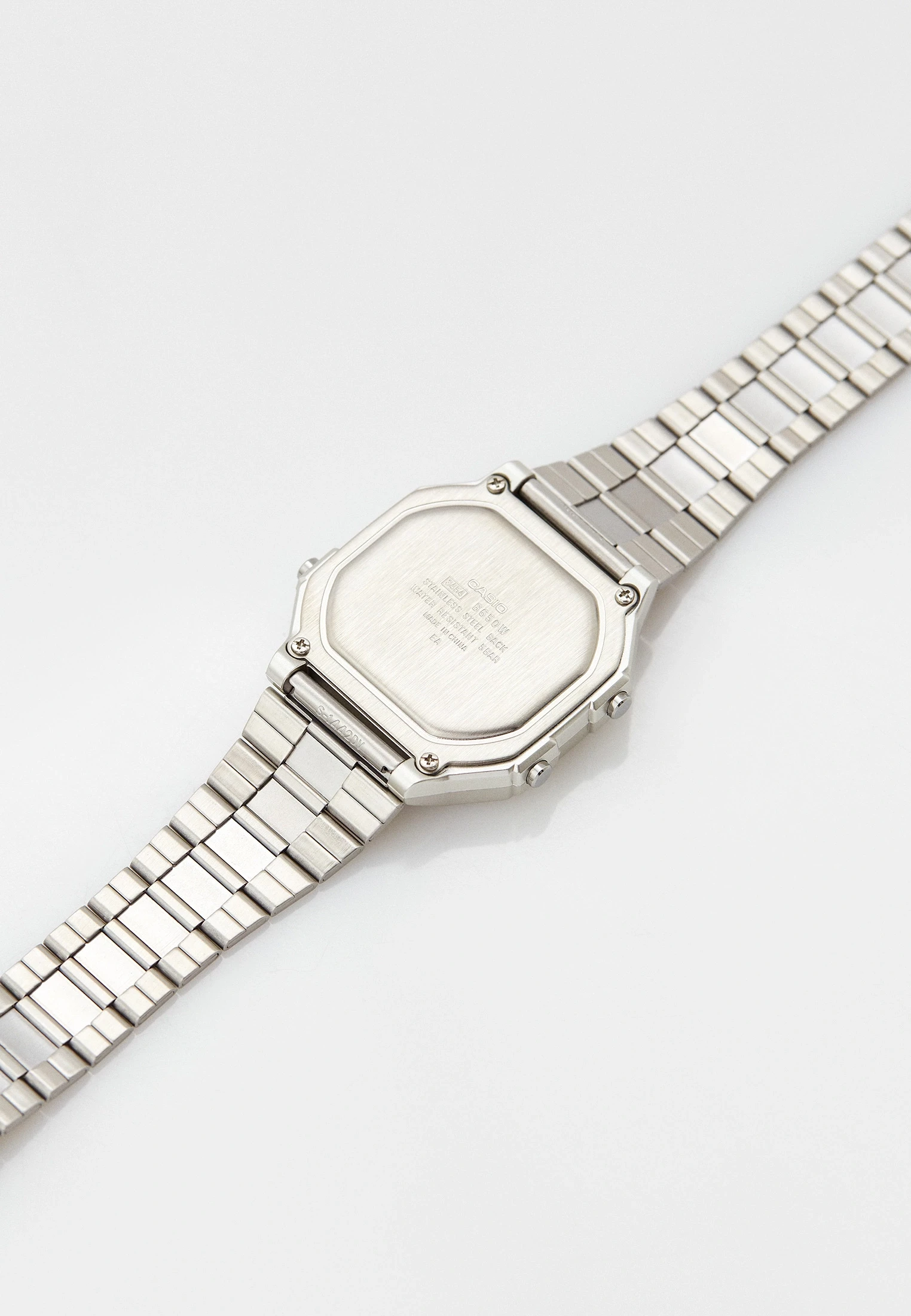 Orë dore Casio B650WD-1A, e argjendtë