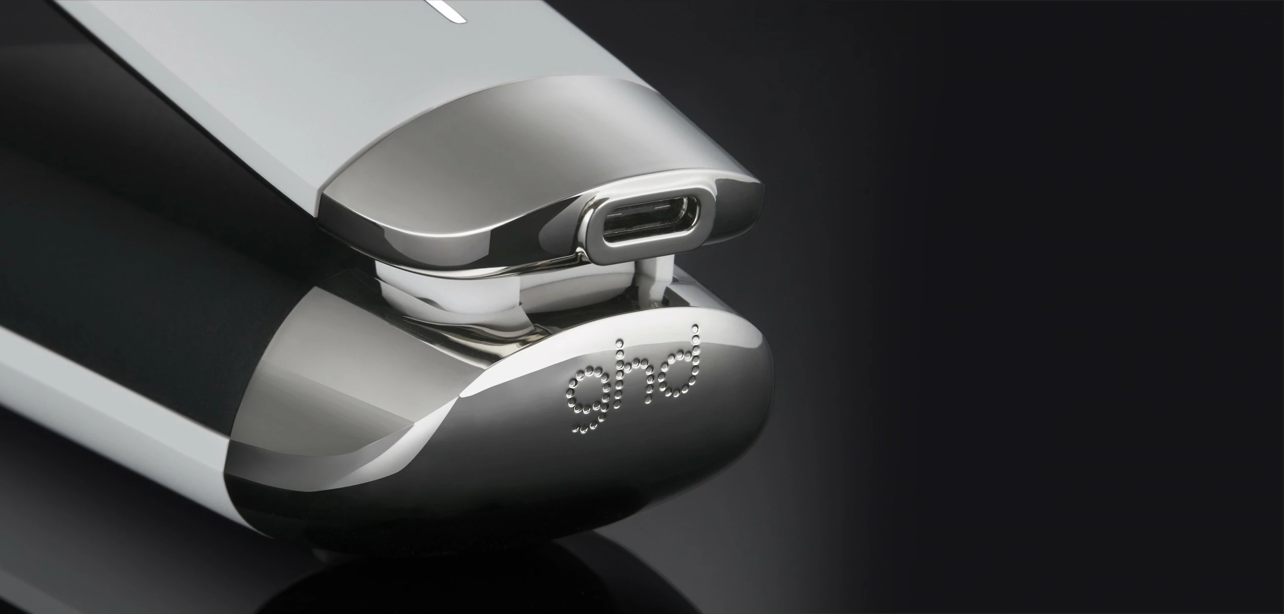 Hekur flokësh ghd Unplugged, pa kabllo, i bardhë