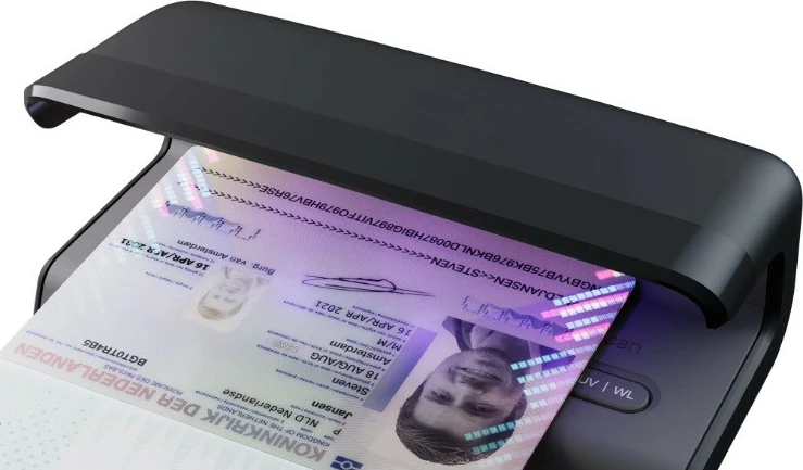 Tester Safescan 75 LED për kartëmonedha dhe dokumente, i zi