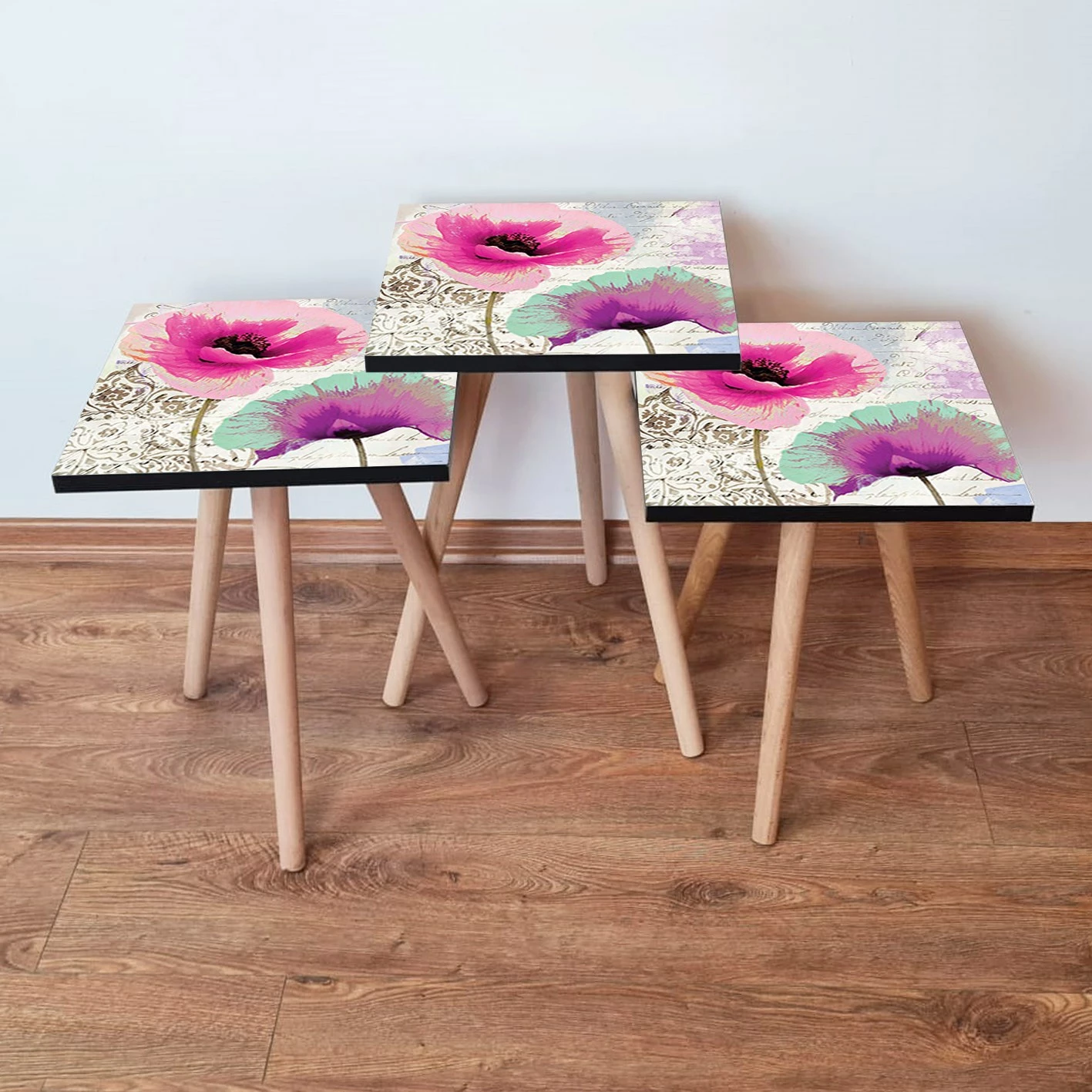 Set tavolinash të vendosshme, shumëngjyrëshe, Skye Decor, 3Shp300 (3 copë)