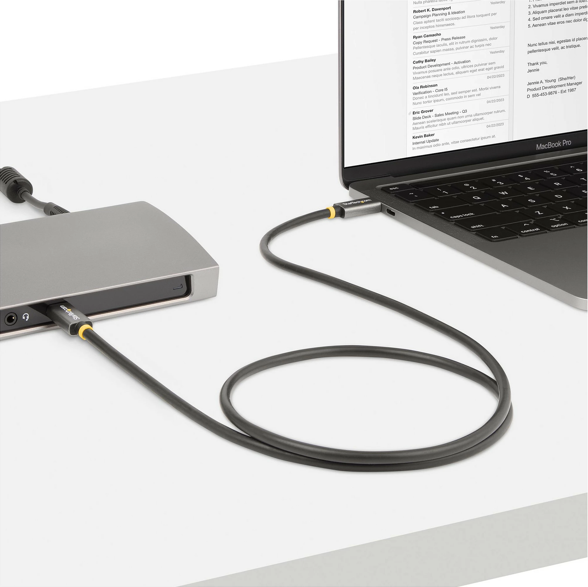 Kabllo USB4 StarTech 1m USB-C në USB-C, 40Gbps, 100W PD, 8K 60Hz, e zezë