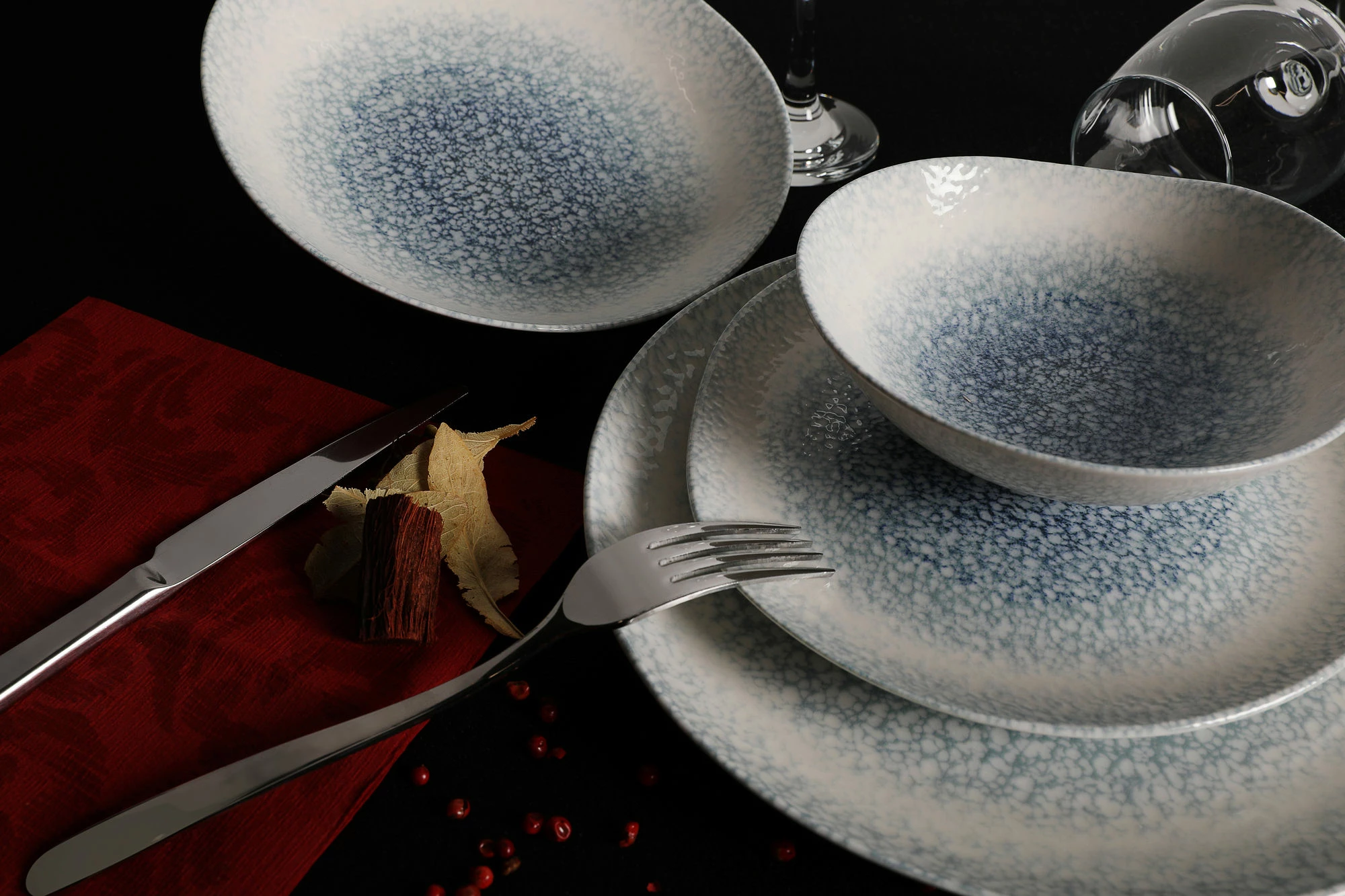 Set enësh për drekë (24 copë), Hermia Concept, GBSRD24Y4R673, porcelan, ngjyrë kaltër dhe e bardhë