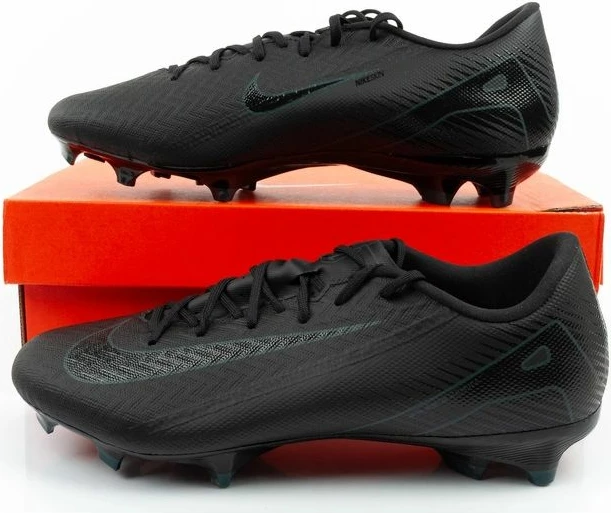 Atlete futbolli Nike Zoom Vapor 16 Academy FG/MG, të zeza