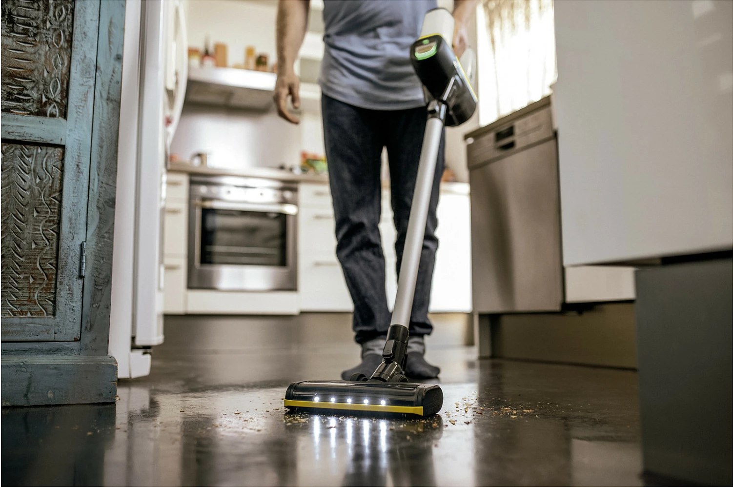Fshesë me bateri Kärcher VC 6 Cordless ourFamily, 2-në-1, HEPA, pa qese, 60 min, e zezë/verdhë