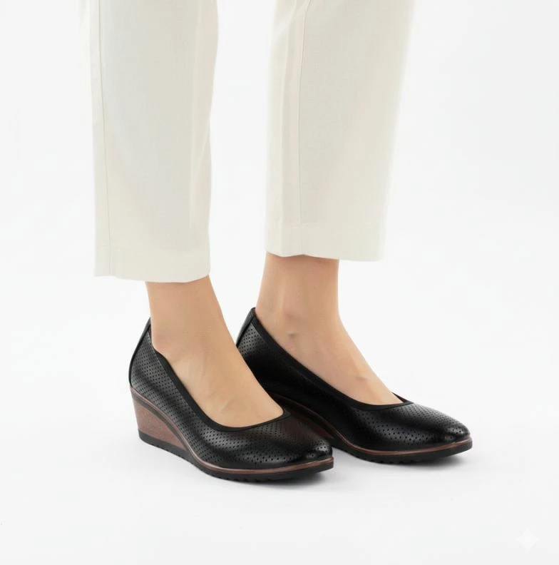 Këpucë me take platforme për femra Vinceza 58629, të zeza