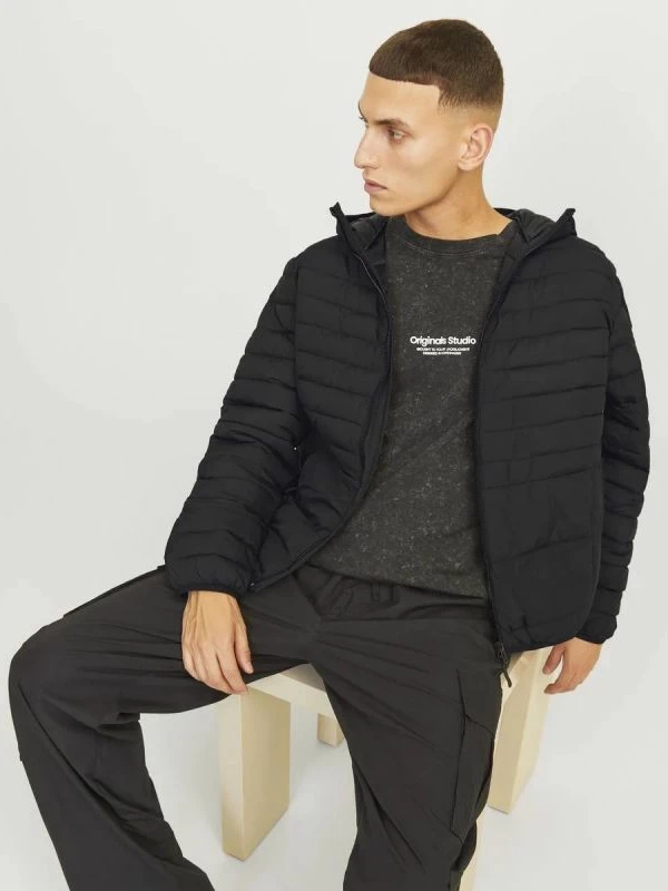 Jakne për meshkuj Jack & Jones, e zezë