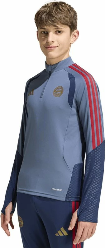 Duks trajnimi junior adidas FC Bayern 2026/27 KF1005 [Madhësia: 140 cm]