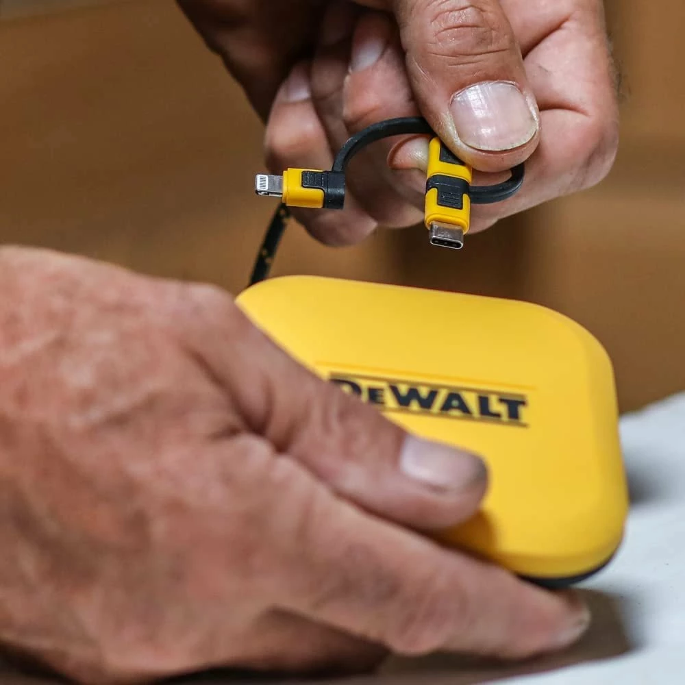Karikues induksioni DeWalt DXMA141-0476-DWG 10W, USB-C kabllo 1.2 m, e verdhë, me kabllo