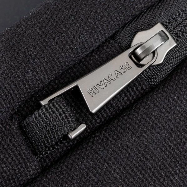 Çantë shpine për laptop RIVACASE 8524 deri 14\", për tablet 10.5\", PU lëkurë + pambuk, e zezë