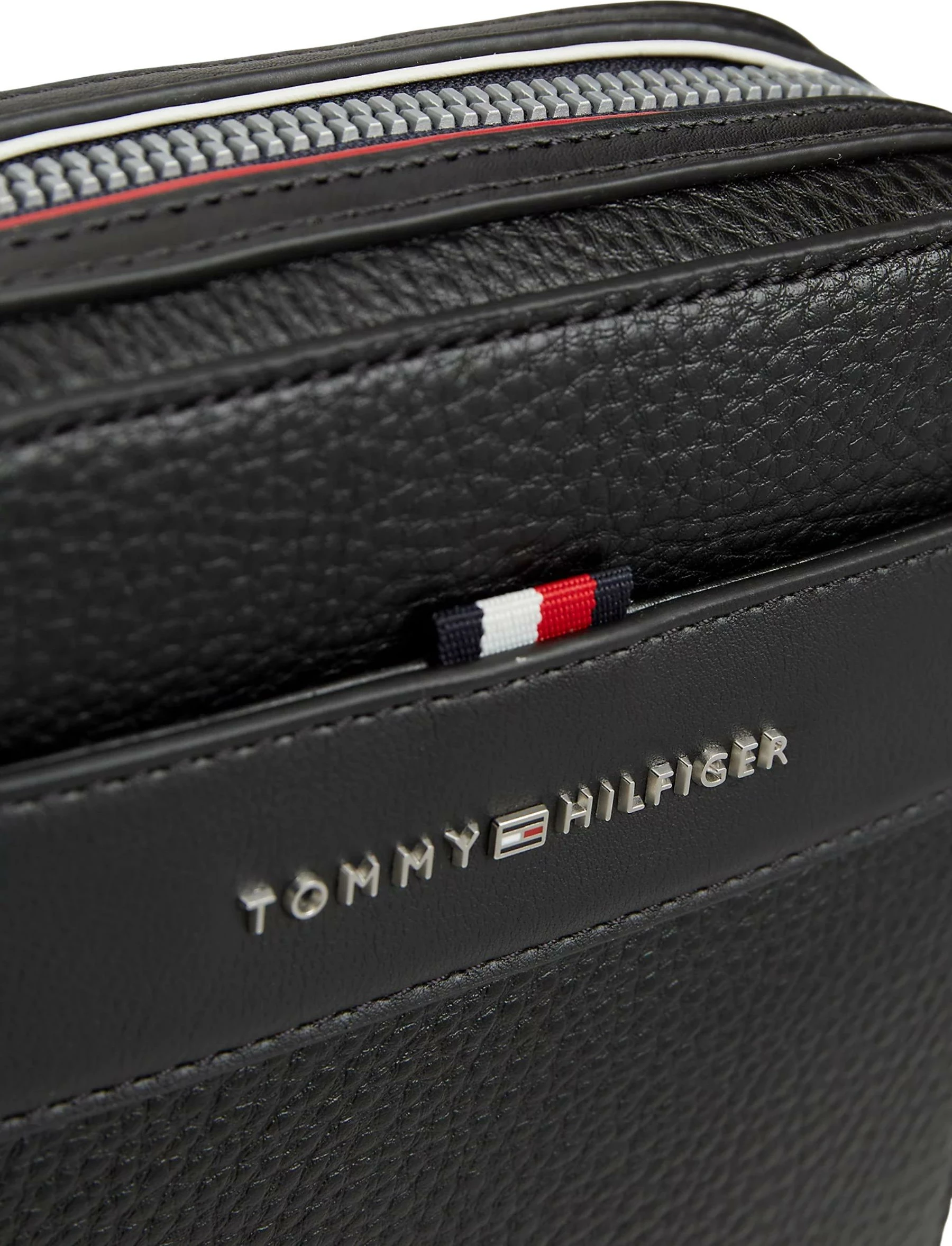 Çantë crossbody Tommy Hilfiger TH Central Mini Reporter AM0AM14698 për meshkuj, e zezë