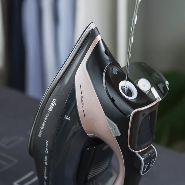 Hekur me avull UFESA Nova Infinity 80106062 3450W 350ml, zi/rozë ari