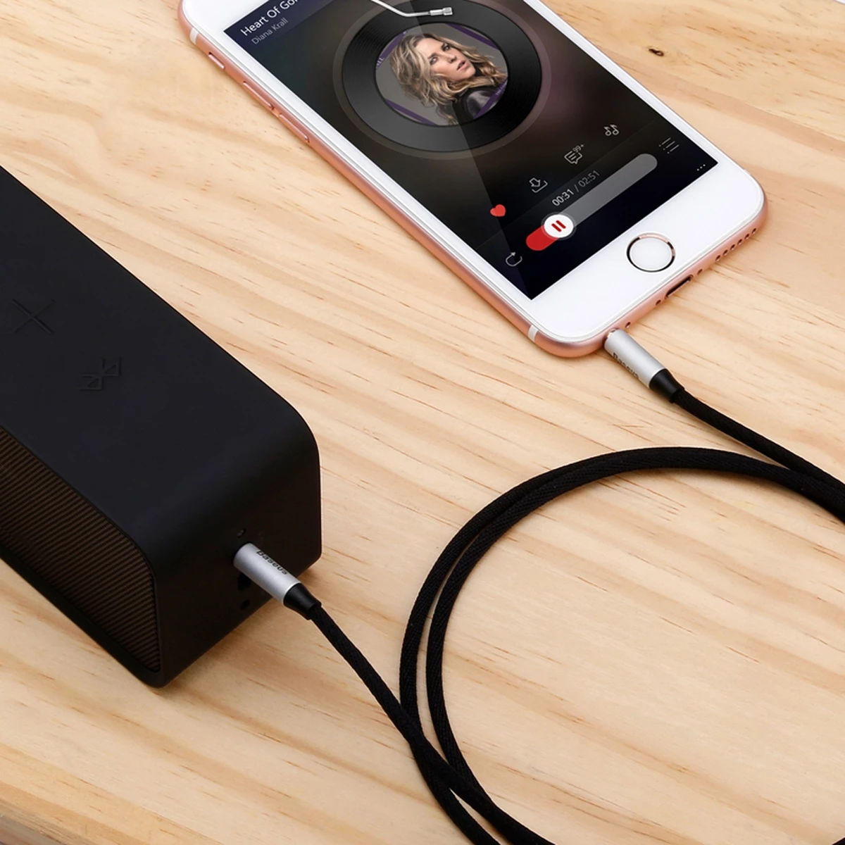 Kabllo audio AUX Baseus Yiven M30, 1.5m, mini jack 3.5mm, argjendtë-zi