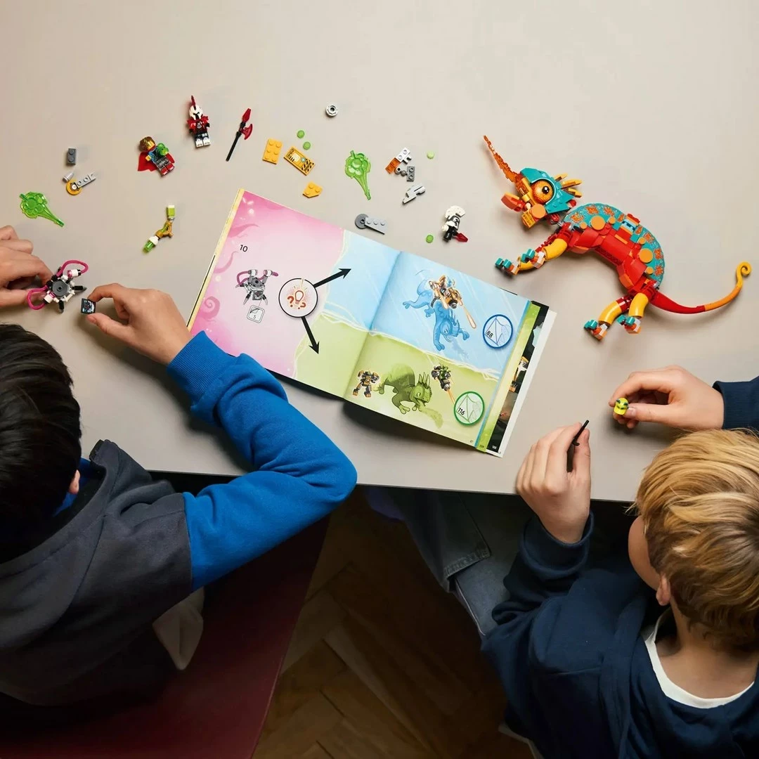 Set LEGO DREAMZZZ Mateo's Fire Chameleon 71492, 443 pjesë, me 2 minifigura, shumëngjyrësh