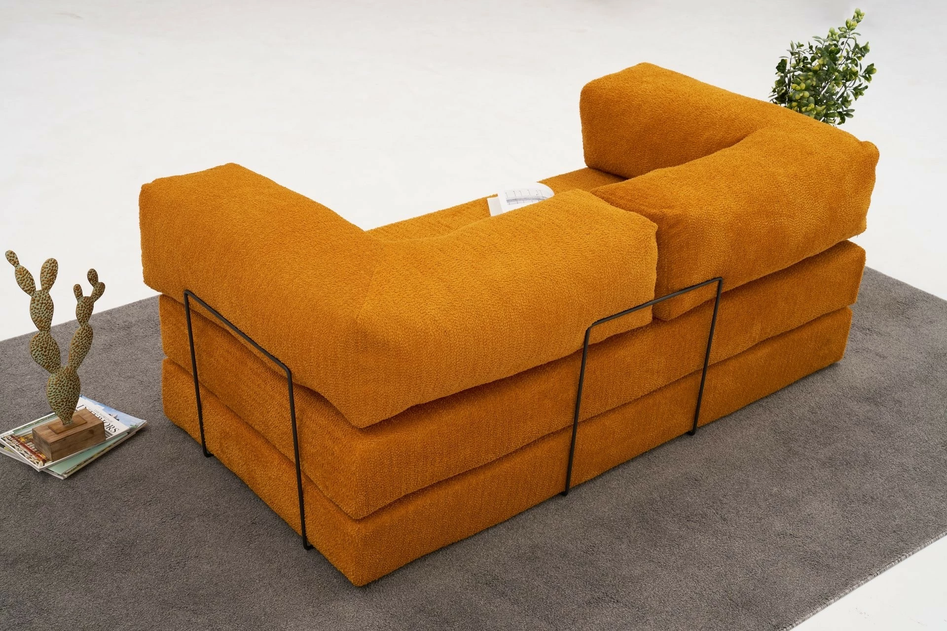 Divan treshe Atelier del Sofa, Comfort, portokalli